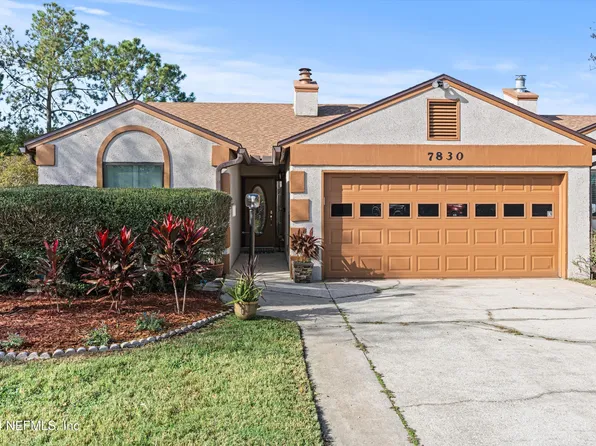 7830 FAWN BROOK Circle W, Jacksonville, FL 32256