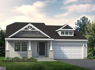 304 Amberleigh Ln, Shippensburg, PA 17257