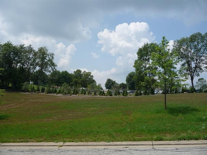1st image of 1281 Redfern Dr