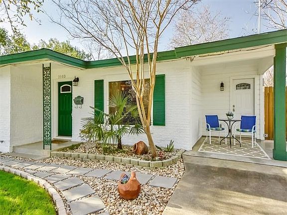 The property includes a measured amount of tasteful xeriscaping.