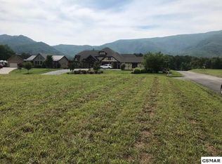 Grassy Knoll Ct, Sevierville, TN 37862