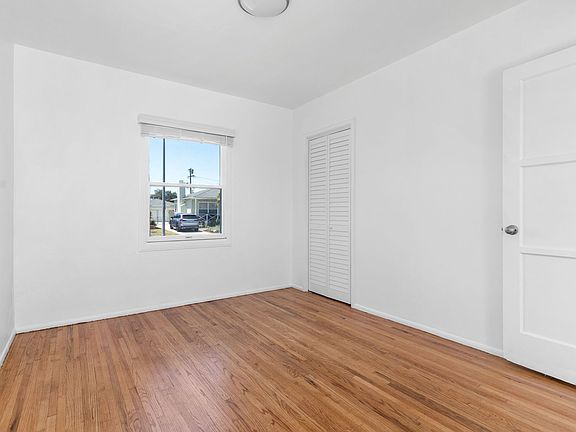 4th image of 4308 Gundry Ave