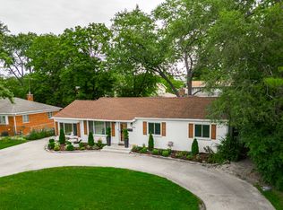 803 Wedel Ln, Glenview, IL 60025