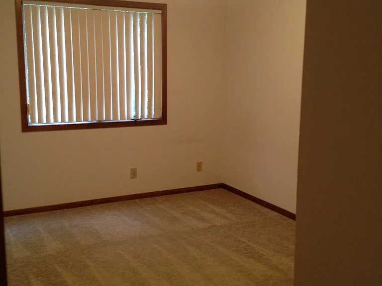 Sundance Apartments — Photo 11