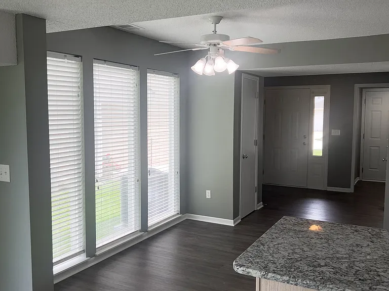 8151 N Lawn Ave — Photo 4