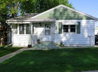 708 N 24th St, Bismarck, ND 58501