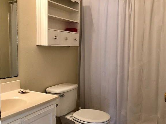 5th image of 1207 N Valle Vista Ave