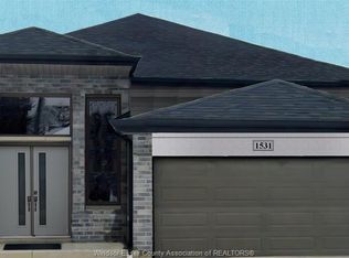 1531 Blue Spring Dr, Windsor, ON N8W5L2