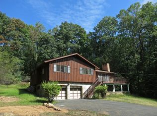 775 Sweet Hollow Rd, Bloomsbury, NJ 08804