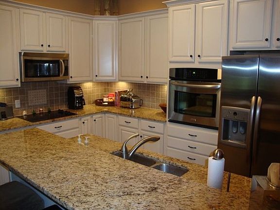 5th image of 570-20 Russet Woods Ln
