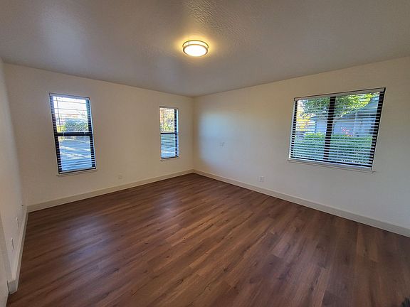 5th image of 325 E Cotati Ave APT G