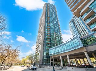 215 Fort York Blvd #3211, Toronto, ON M5V4A2