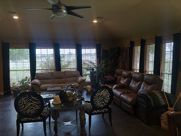 4th image of 16880 S 33rd West Ave