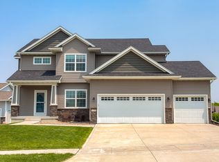 1735 Madison Ct, Adel, IA 50003