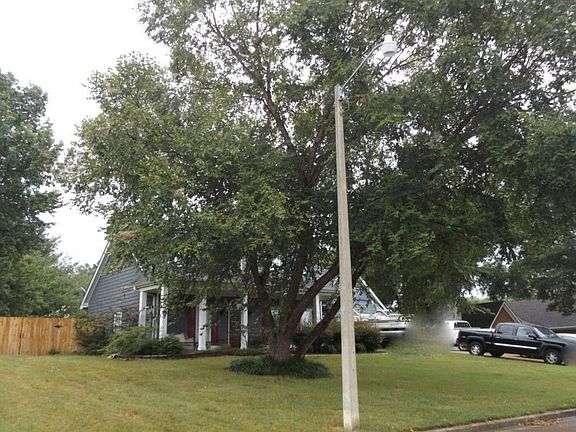 3rd image of 5388 Peach Trail Dr