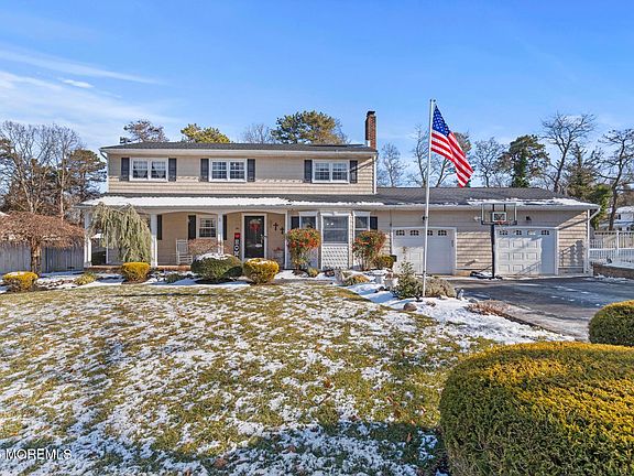2nd image of 36 Winchester Dr