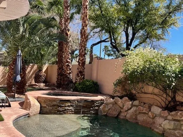 2411 Tour Edition Dr, Henderson, NV 89074