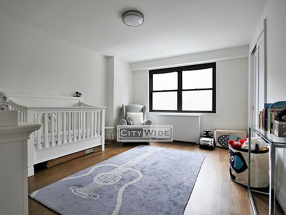 5th image of 145 E 16th St APT 8C