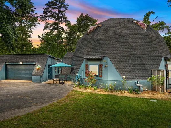 386 Forest Lk, Longview, TX 75605
