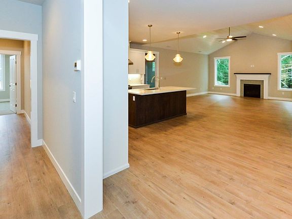 4th image of 6716 58th Street Ct W