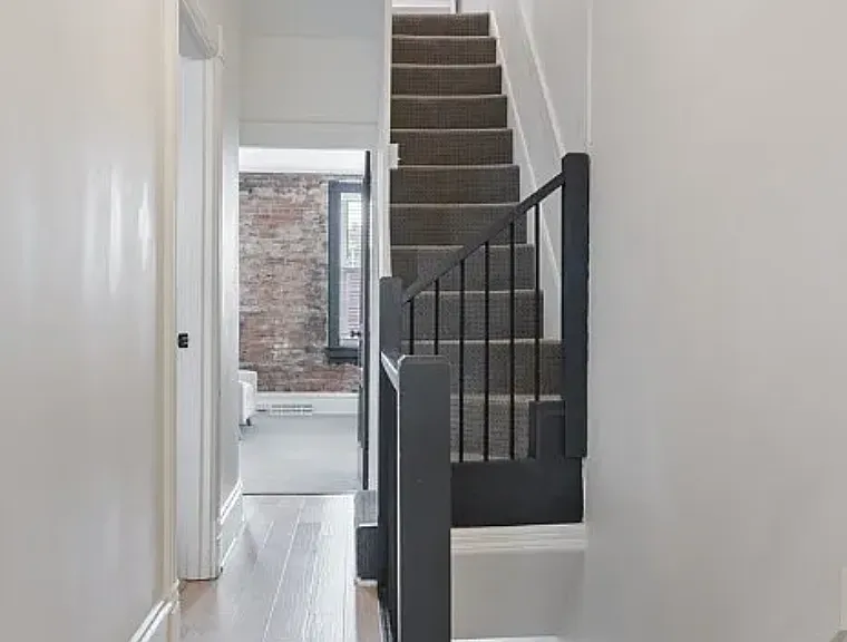 1835 Locust St — Photo 16