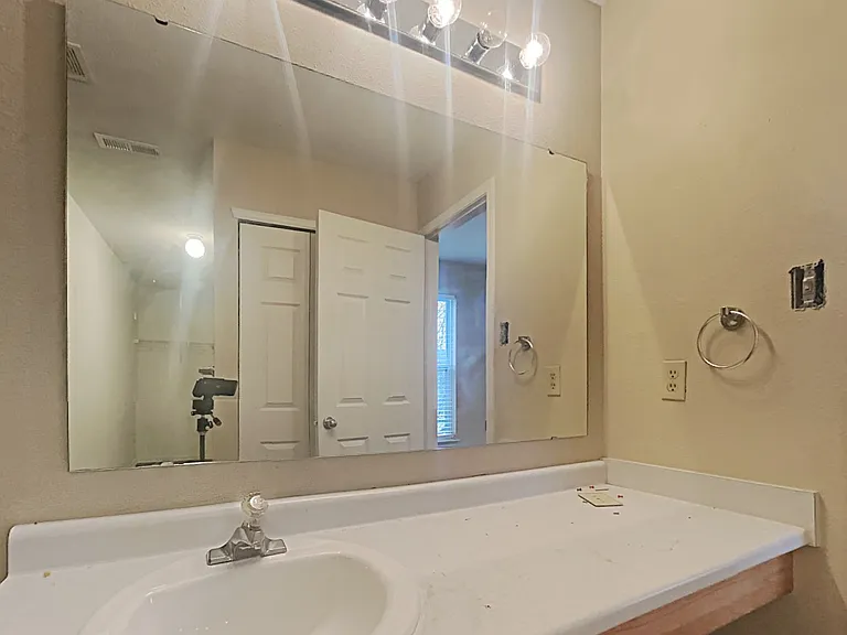 6886 Merritt Ridge Way — Photo 11