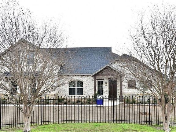 4th image of 2700 Ursula Ct