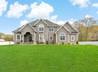 473 Hickory Rd, North Attleboro, MA 02760