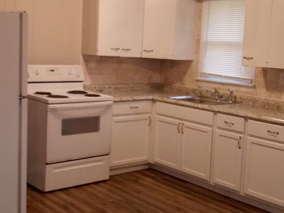 2nd image of 10601 Richmond Ave