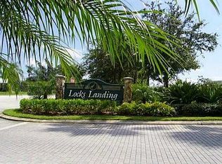 8871 SW Fishermans Wharf Dr, Stuart, FL 34997