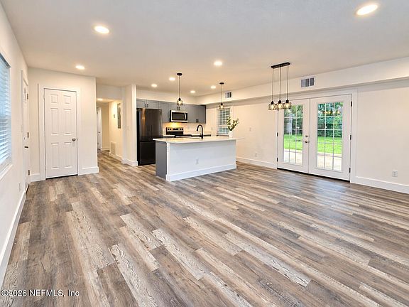 4th image of 2031 BROWARD Road