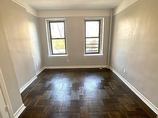 4th image of 239 9th Ave APT 3B