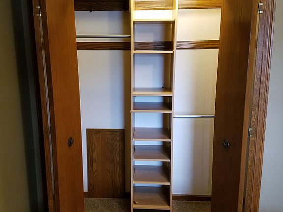 2nd image of 177 Hickory St