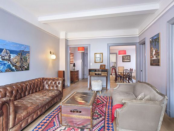 2nd image of 151 W 74th St APT 4A