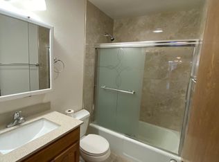1851 Vallejo St APT 301, San Francisco, CA 94123