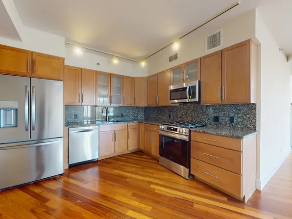 346 Coney Is Avenue image 10 of 25