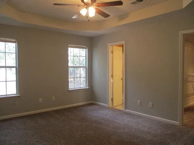 1015 Salford Pl — Photo 17