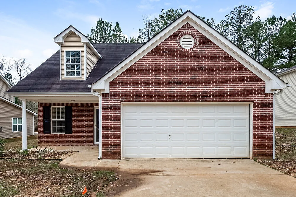 3 bed, 2.5 bath, 1671 sqft, $2,005 — Photo 1