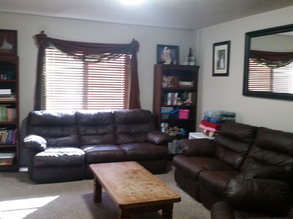 2nd image of 542 Sunflower Rd