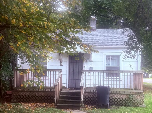 1705 E Hickory St, Decatur, IL 62526