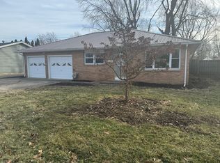 1307 Fairlawn Dr, Urbana, IL