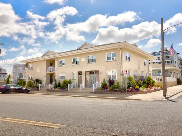 1600 Atlantic Ave APT 2, Longport, NJ 08403