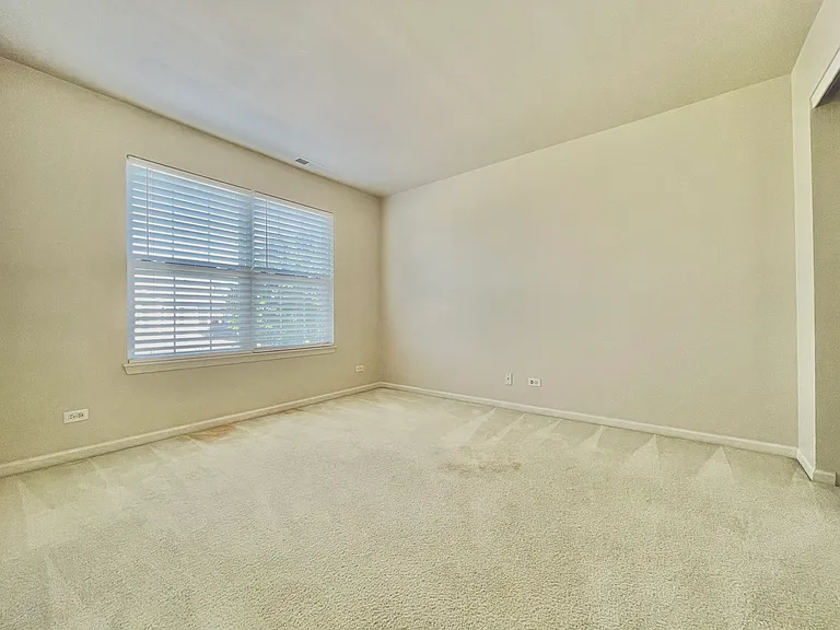 2867 Falling Waters Dr — Photo 16