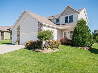 2643 Flagstone Ln NW, Rochester, MN 55901