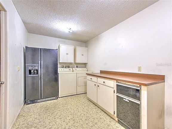 4th image of 1605 Teakwood Dr