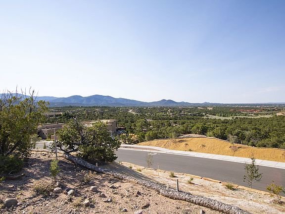 5th image of 1785 Calle Arbolitos Ln