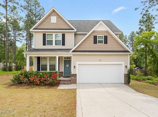 4175 Irwin Dr, Aberdeen, NC 28315