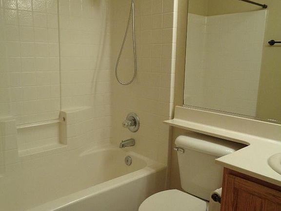 2nd image of 3134 Fairmont Dr