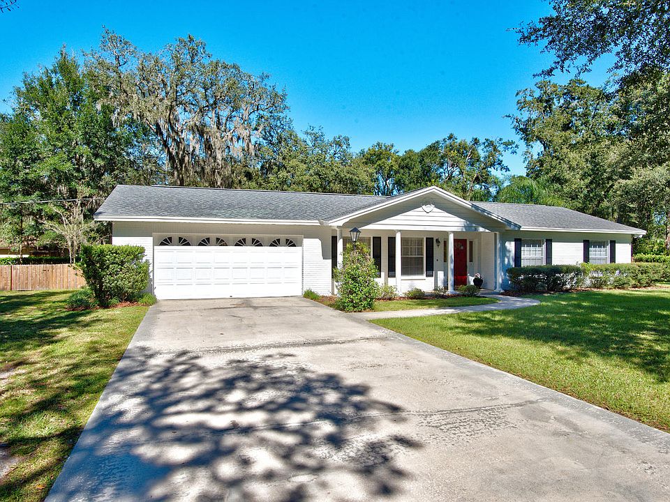 1st image of 2116 Oak Hill Dr