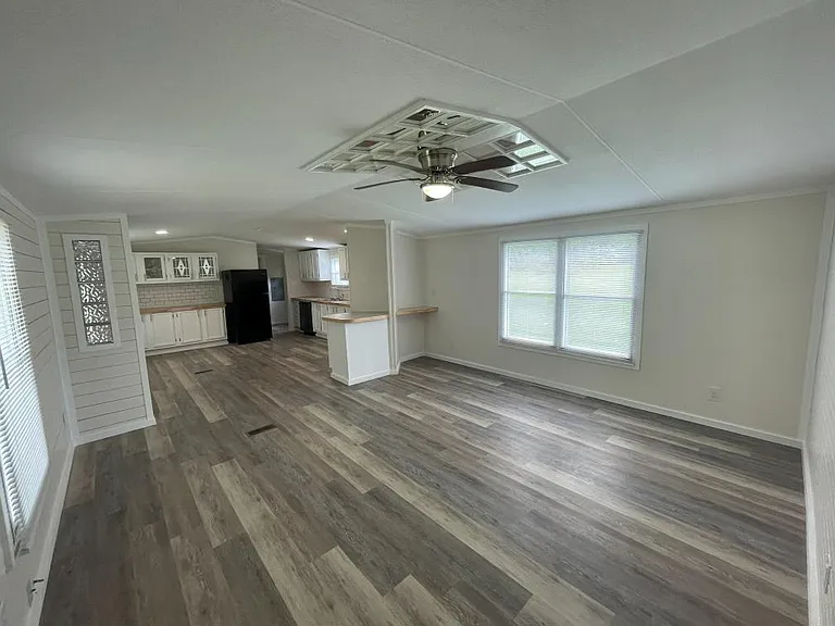 1552 N Boatman Rd #42 — Photo 2